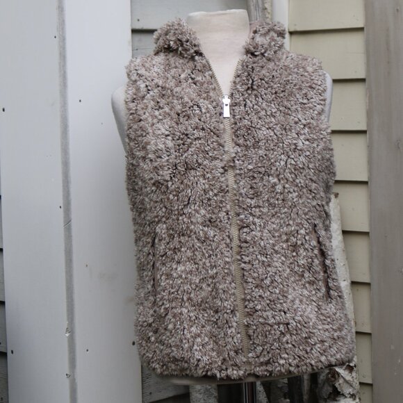 Coffee Shop Beige Reversible Teddy Fleece & Quilted Hooded Full Zip Vest SMALL - Picture 1 of 10